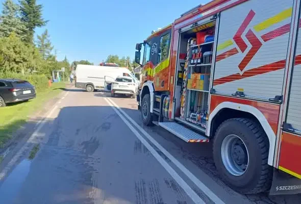 Kolizja w Czarnej – strażacy z OSP Medynia Łańcucka na miejscu zdarzenia