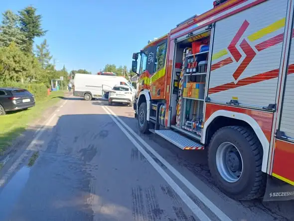 Kolizja w Czarnej – strażacy z OSP Medynia Łańcucka na miejscu zdarzenia