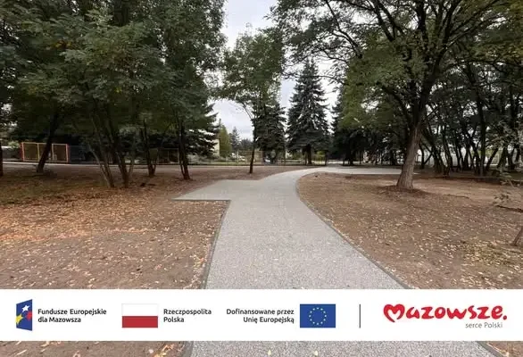 Białobrzegi: nowy park kieszonkowy przy ul. 11 Listopada i Rzemieślniczej już nabiera kształtów