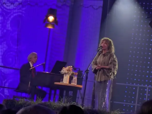 XXIV Gala Nagrody Starosty Łańcuckiego: Alicja Majewska i Włodzimierz Korcz na scenie