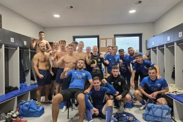 Błękit Żołynia rozgromił rywala 6:1 – dublet Oskara Sowy i Marcina Dudka