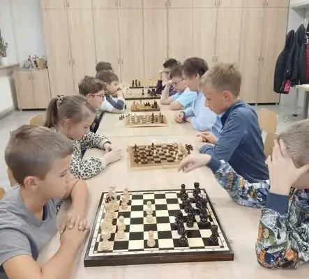 Szachy w Centrum Kultury Gminy Markowa – pierwsze zajęcia za nami, kolejne w każdą środę
