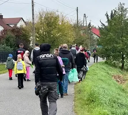 Rakszawa: blisko 80 mieszkańców sprzątało przysiółki Kościelne i Wołochy